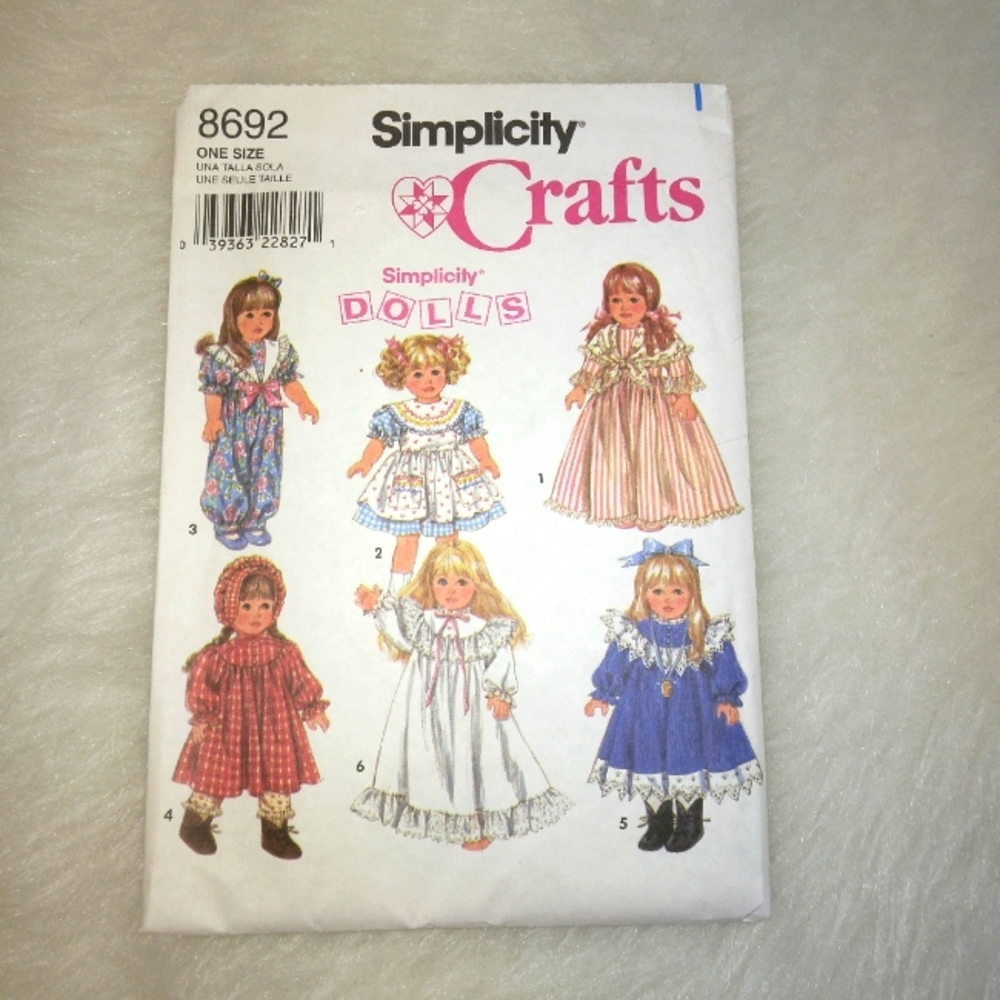 SIMPLICITY 8692 Wardrobe for American GirlbDoll and 18 inch dolls, jumps…